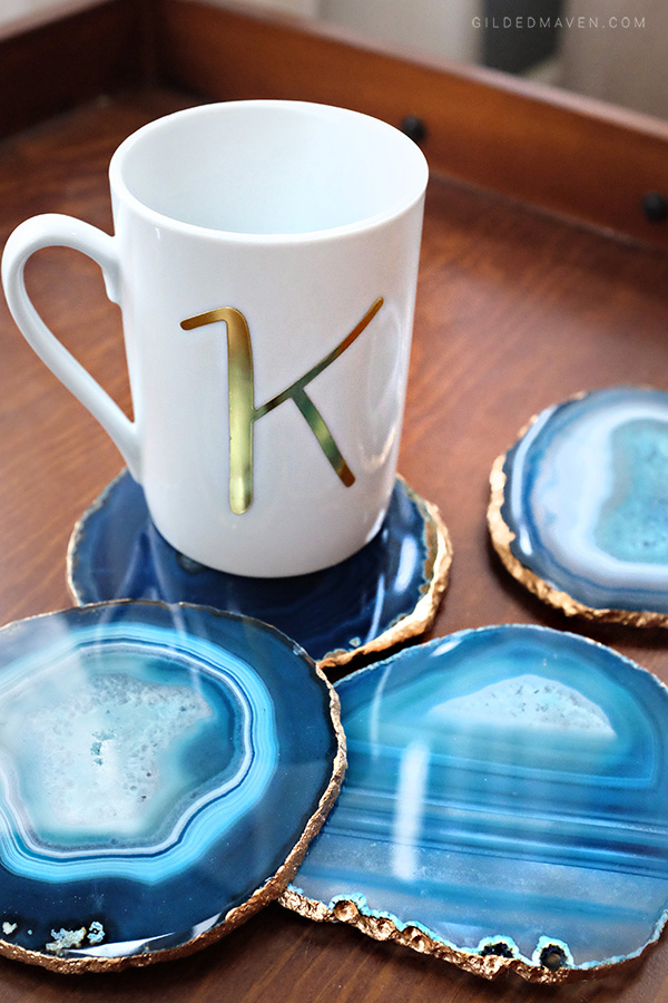 DIY Anthropologie style Gilded Agate Coaster Set Tutorial! This is SO easy and beautiful! Great gift idea too! GildedMaven.com