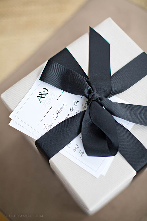 Ames & Oates is the best gifting company EVER! They have super chic gifts for girls AND guys on every budget. They even include handwritten letters and gorgeous gift wrapping! You HAVE to check them out! 