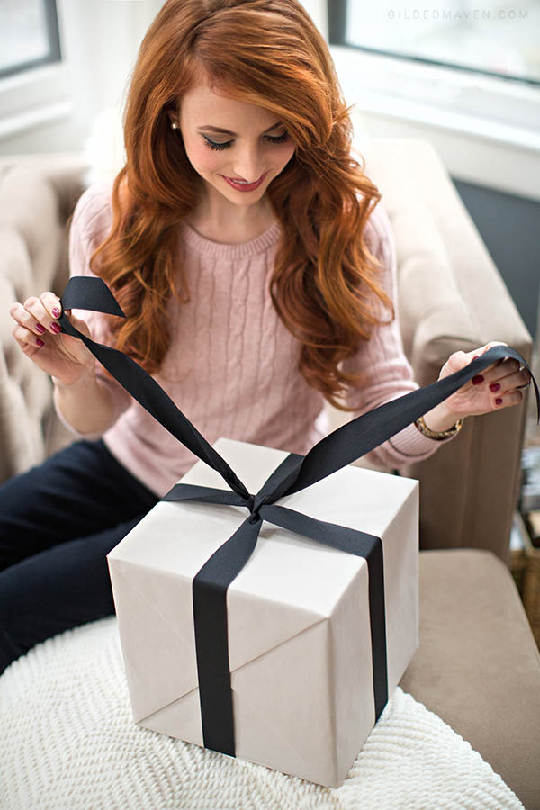 Ames & Oates is the best gifting company EVER! They have super chic gifts for girls AND guys on every budget. They even include handwritten letters and gorgeous gift wrapping! You HAVE to check them out! 